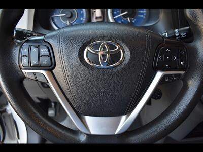2020 Toyota Sienna LE 8-Passenger   - Photo 13 - Mesa, AZ 85201