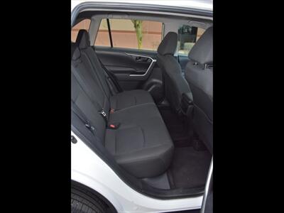 2020 Toyota RAV4 LE   - Photo 25 - Mesa, AZ 85201