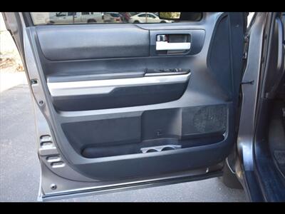 2015 Toyota Tundra SR5 - Photo 16 - Mesa, AZ 85201