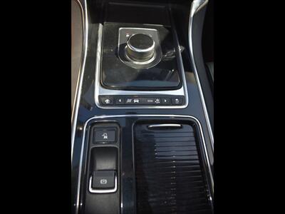 2019 Jaguar XE 30t Premium - Photo 13 - Mesa, AZ 85201