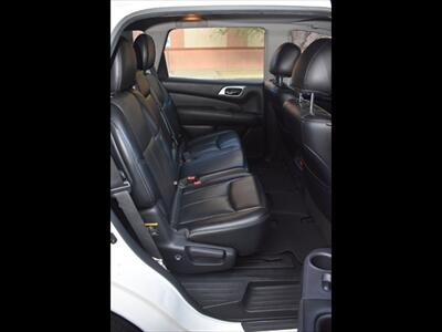 2016 Nissan Pathfinder Platinum - Photo 28 - Mesa, AZ 85201