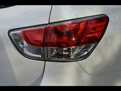 2016 Nissan Pathfinder Platinum - Photo 54 - Mesa, AZ 85201