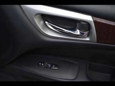 2016 Nissan Pathfinder Platinum - Photo 39 - Mesa, AZ 85201