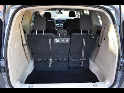 2021 Chrysler Voyager LX - Photo 23 - Mesa, AZ 85201