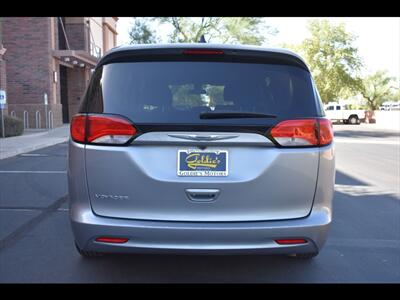 2021 Chrysler Voyager LX - Photo 8 - Mesa, AZ 85201