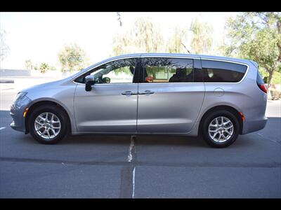 2021 Chrysler Voyager LX - Photo 4 - Mesa, AZ 85201