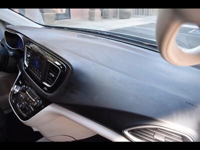 2021 Chrysler Voyager LX - Photo 35 - Mesa, AZ 85201