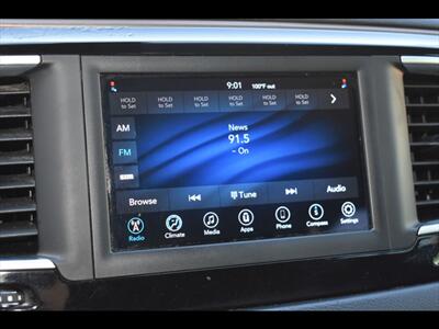 2021 Chrysler Voyager LX - Photo 9 - Mesa, AZ 85201