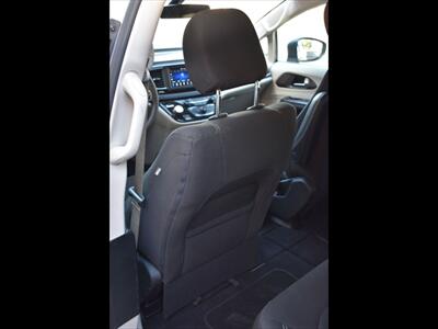 2021 Chrysler Voyager LX - Photo 19 - Mesa, AZ 85201