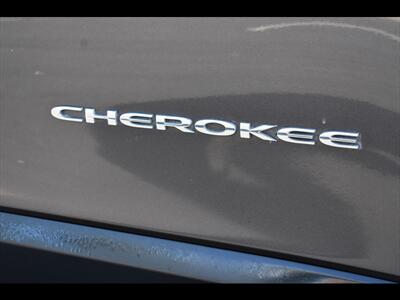 2018 Jeep Cherokee Latitude Plus   - Photo 52 - Mesa, AZ 85201