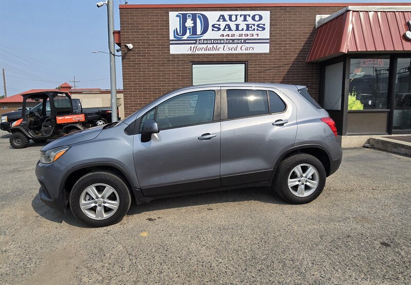2020 Chevrolet Trax LS   - Photo 1 - Helena, MT 59601