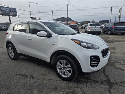 2017 Kia Sportage LX - Photo 8 - Helena, MT 59601
