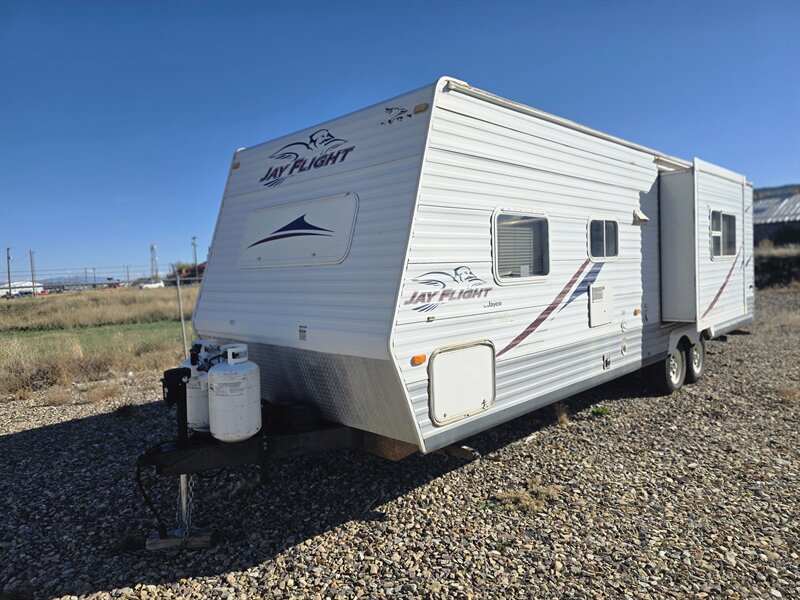 2006 Jayco Pull Trailer 31ft - Photo 1 - Helena, MT 59601