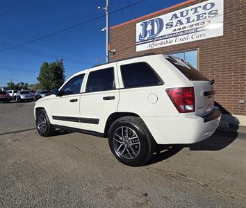2005 Jeep Grand Cherokee Laredo   - Photo 7 - Helena, MT 59601