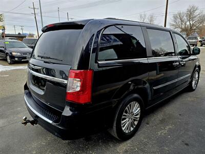 2015 Chrysler Town & Country Touring-L   - Photo 6 - Helena, MT 59601