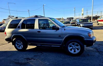 1999 Nissan Pathfinder SE Limited   - Photo 7 - Helena, MT 59601