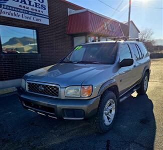 1999 Nissan Pathfinder SE Limited   - Photo 4 - Helena, MT 59601