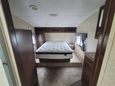 2016 RV Keystone Hideout  27ft - Photo 11 - Helena, MT 59601