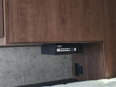 2020 RV MTN TRAX Toy Hauler 27TRX - Photo 15 - Helena, MT 59601
