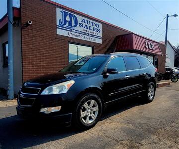 2010 Chevrolet Traverse LT   - Photo 2 - Helena, MT 59601