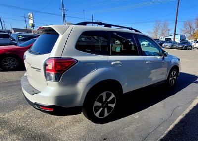 2017 Subaru Forester 2.5i Premium   - Photo 9 - Helena, MT 59601