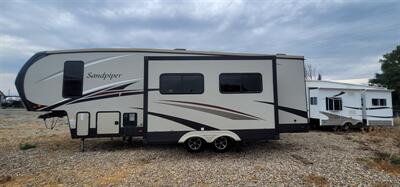 2018 RV Sandpiper 3350bh   - Photo 2 - Helena, MT 59601