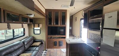 2018 RV Sandpiper 3350bh   - Photo 7 - Helena, MT 59601