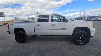 2013 GMC Sierra 2500HD Denali   - Photo 9 - Helena, MT 59601