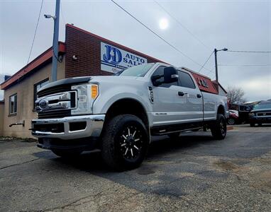 2017 Ford F-350 XLT   - Photo 8 - Helena, MT 59601