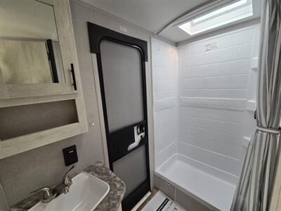 2022 RV Forest River Shasta  26DB - Photo 11 - Helena, MT 59601