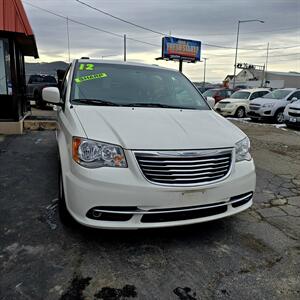 2012 Chrysler Town & Country Touring   - Photo 5 - Helena, MT 59601