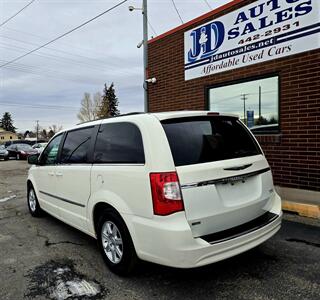 2012 Chrysler Town & Country Touring   - Photo 9 - Helena, MT 59601