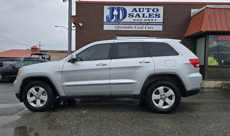 2011 Jeep Grand Cherokee Laredo X   - Photo 1 - Helena, MT 59601