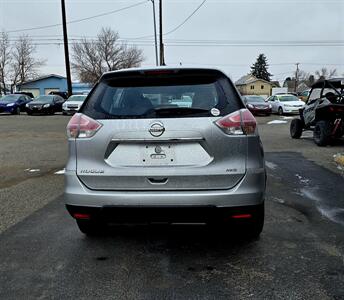 2016 Nissan Rogue SV   - Photo 8 - Helena, MT 59601