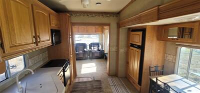 2005 RV Jayco Designer  38 RDQS - Photo 17 - Helena, MT 59601