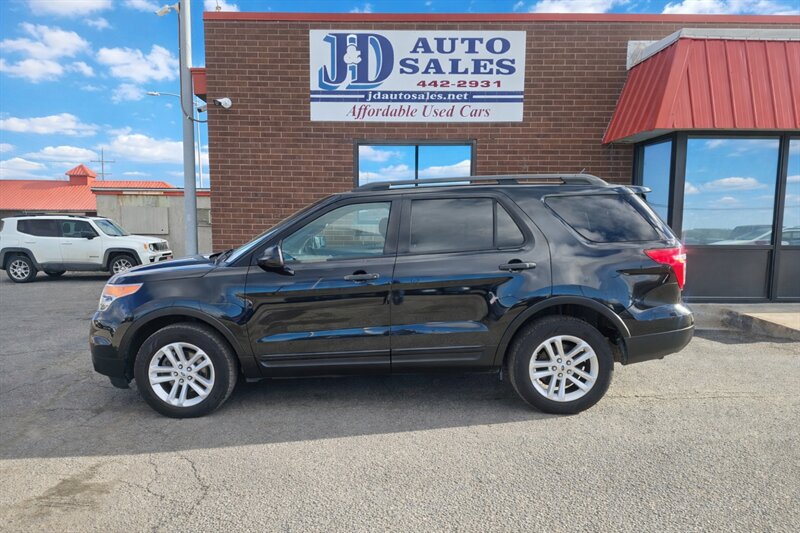 2015 Ford Explorer Base's photo