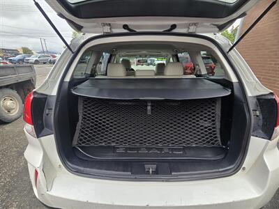2010 Subaru Outback 3.6R Limited   - Photo 12 - Helena, MT 59601