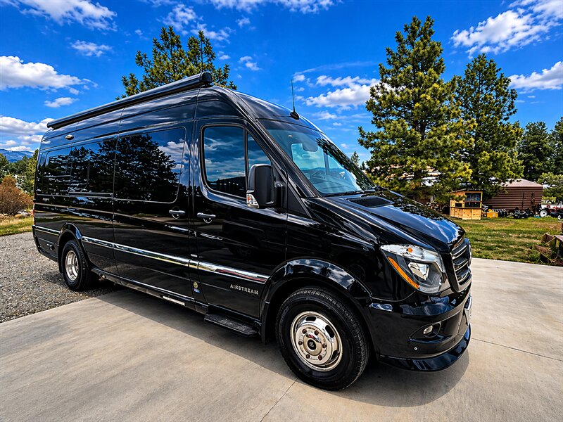 2016 Mercedes-Benz Sprinter 3500  Airstream - Photo 1 - Helena, MT 59601