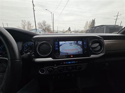 2017 Toyota Tacoma Limited   - Photo 11 - Helena, MT 59601