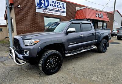 2017 Toyota Tacoma Limited   - Photo 3 - Helena, MT 59601