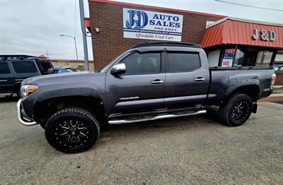 2017 Toyota Tacoma Limited   - Photo 15 - Helena, MT 59601