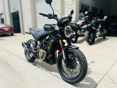 2023 Husqvarna Svartpilen 401