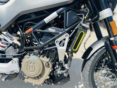 2021 Husqvarna Svartpilen 401   - Photo 6 - Arcadia, CA 91006