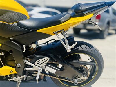 2008 Yamaha YZF-R6   - Photo 8 - Arcadia, CA 91006