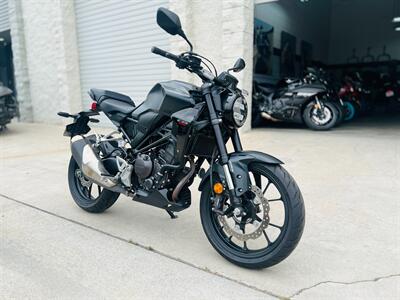 2023 Honda CB300R ABS