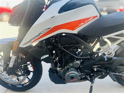 2022 KTM Duke 390   - Photo 9 - Arcadia, CA 91006