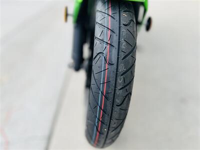2024 Kawasaki Z500 ABS   - Photo 12 - Arcadia, CA 91006