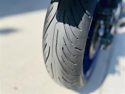 2024 Yamaha YZF-R7   - Photo 17 - Arcadia, CA 91006