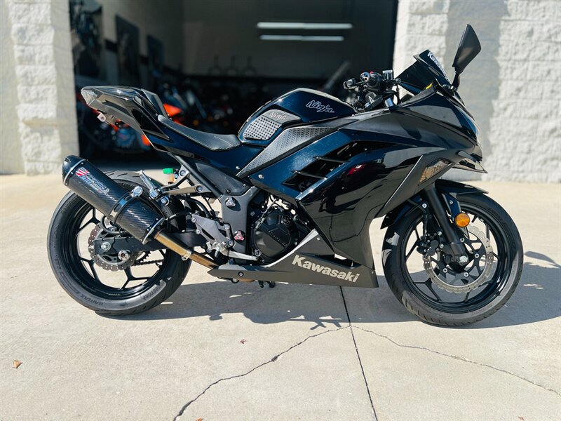 2014 Kawasaki Ninja 300  