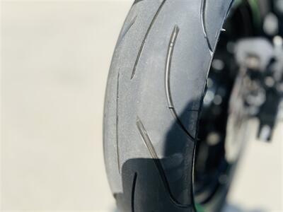 2023 Kawasaki Ninja 400   - Photo 19 - Arcadia, CA 91006